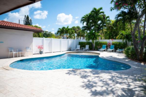 Charming Beach House w/Private Pool Paradise~WALK TO BEACH